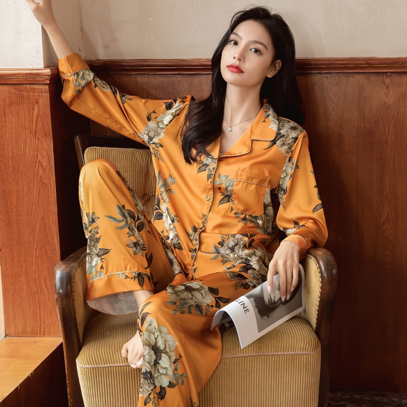 Đồ ngủ Pijama lụa băng cao cấp màu cam họa tiết hoa DN429240