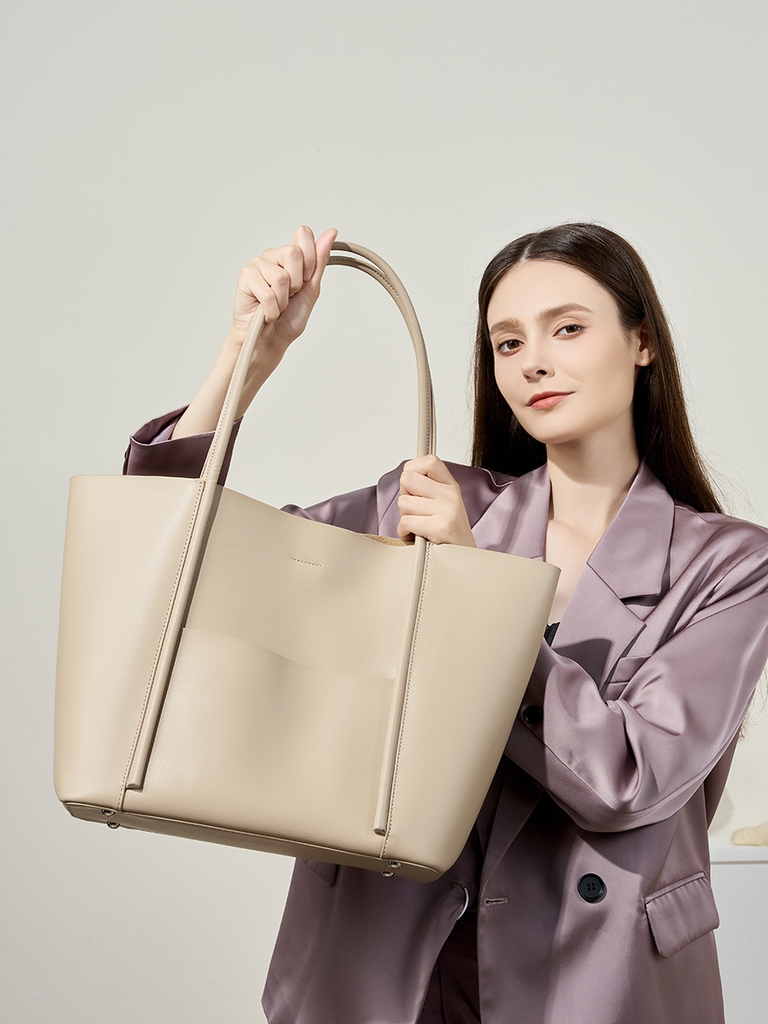 Túi xách nữ da bò cao cấp 2025 – túi tote lớn mùa hè, đi làm đi chơi tiện dụng, đeo vai thời trang TX108250
