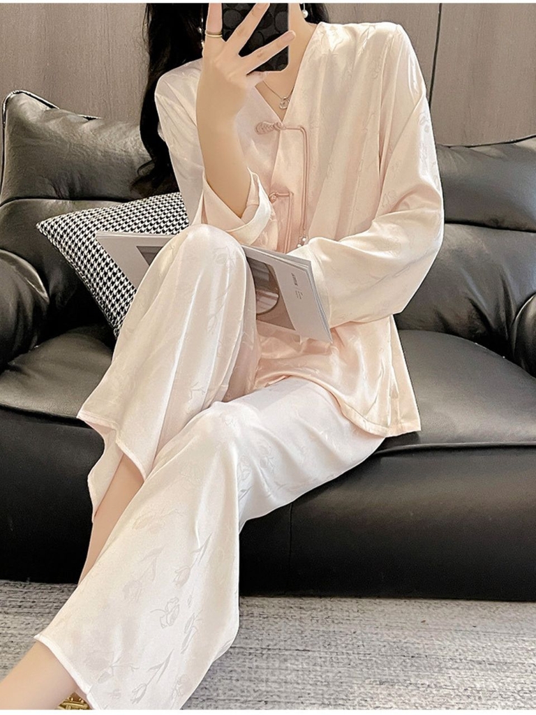 Đồ ngủ Pijama lụa xước hàng hiệu cổ trung hoa đơn giản, thanh lịch DN421240