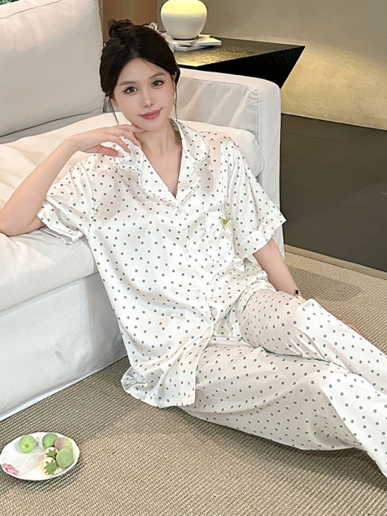 Đồ ngủ Pijama lụa băng màu trắng Chất Desire Ren Hoa Nhỏ DN426240
