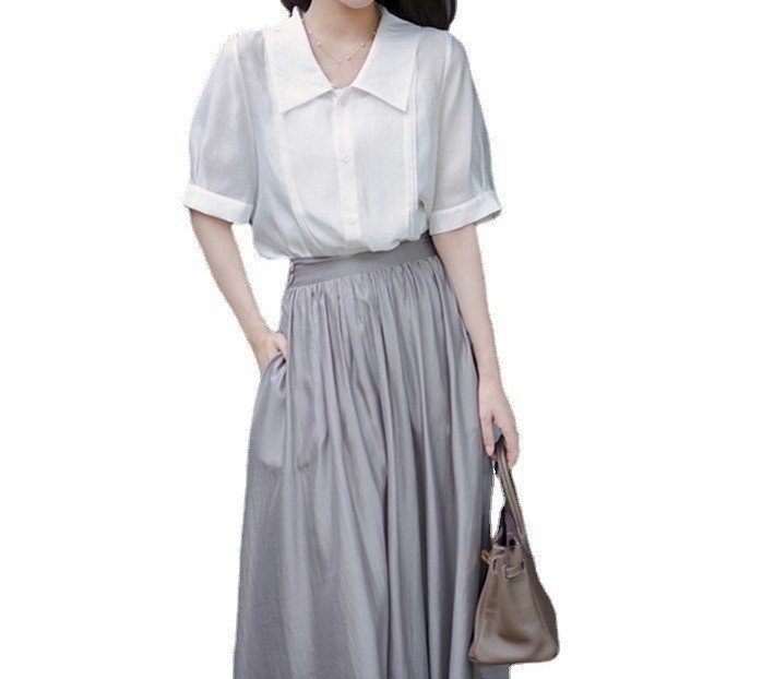 Set áo trắng váy xám màu hè phong cách hiện đại trẻ trung năng động Hàn Quốc mùa hè mới D126240