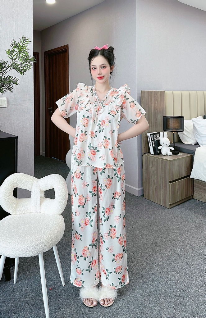 Đồ ngủ Pijama hàng hiệu form dài lụa cao cấp hottrent Trắng họa tiết hoa DN115240