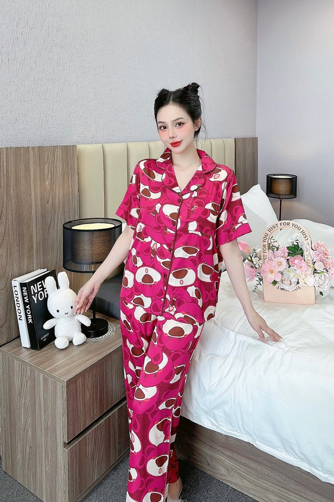 Đồ ngủ Pijama hàng hiệu form dài lụa cao cấp hottrent Họa tiết Gấu Hồng DN127240