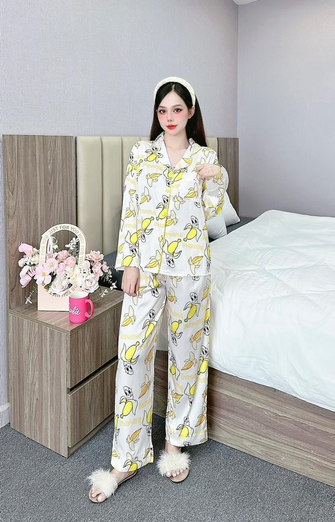 Đồ ngủ Pijama hàng hiệu form dài lụa cao cấp hottrent Trắng họa tiết Chuối vàng DN142240