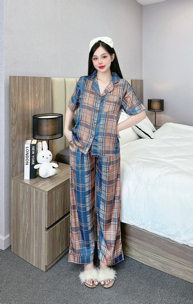 Đồ ngủ Pijama hàng hiệu form dài lụa cao cấp hottrent Nâu sọc xanh DN147240