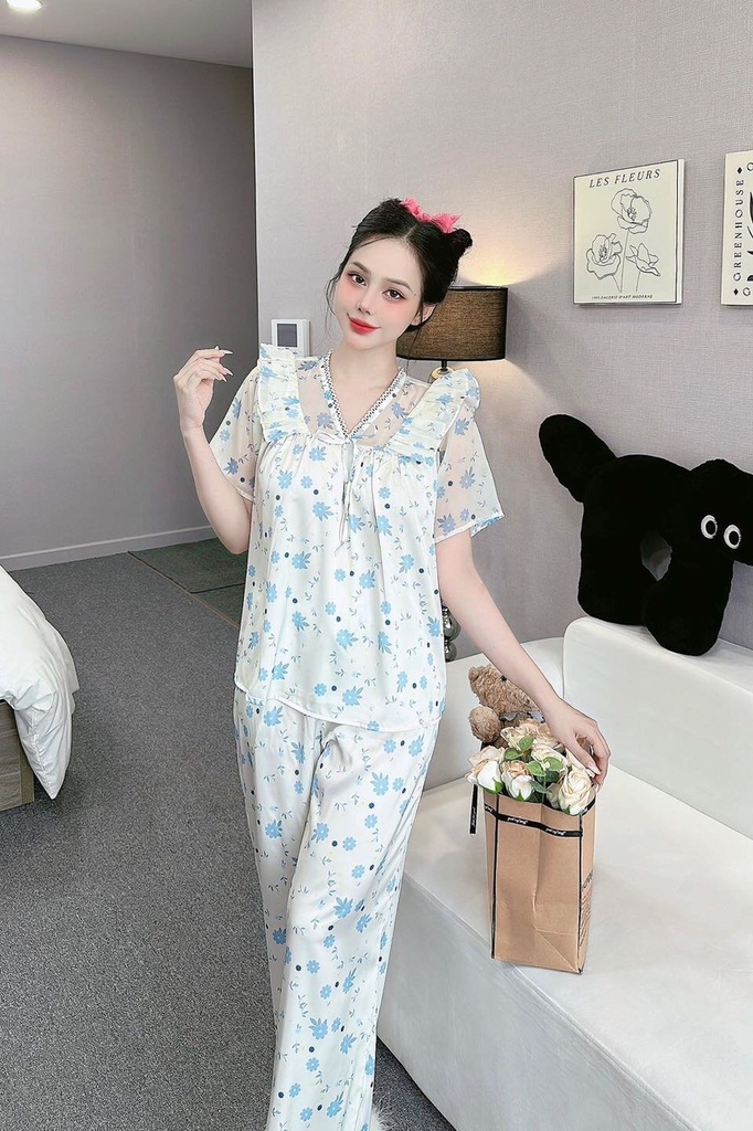 Đồ ngủ Pijama hàng hiệu form dài lụa cao cấp hottrent Trắng họa tiết hoa xanh DN167240