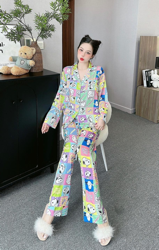 Đồ ngủ Pijama hàng hiệu form dài lụa cao cấp hottrent Ô vuông họa tiết chú chó DN176240