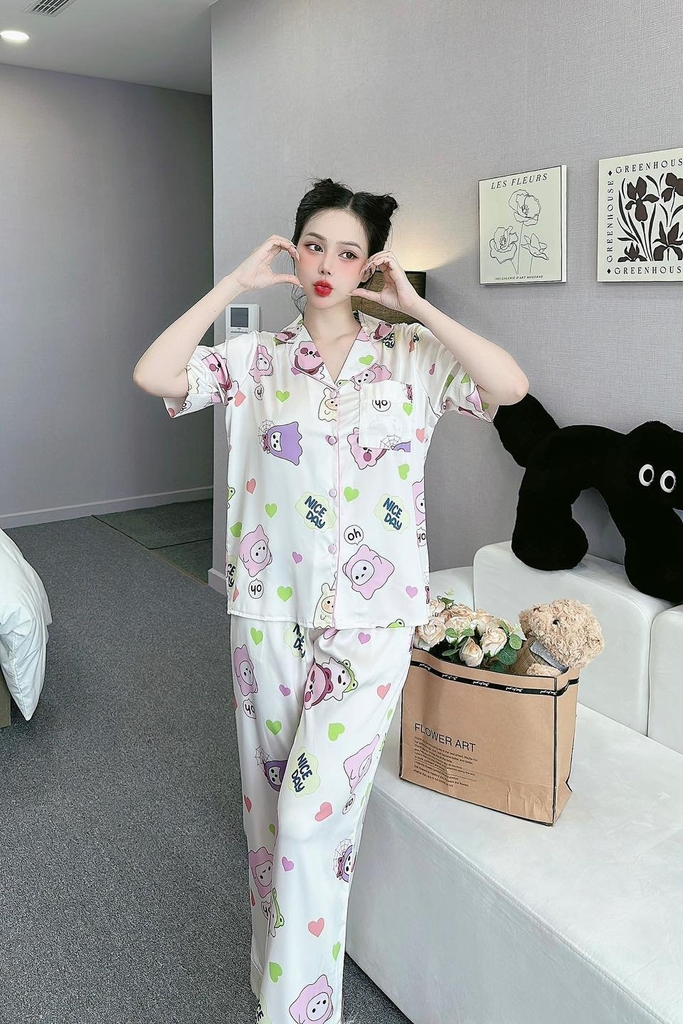 Đồ ngủ Pijama hàng hiệu form dài lụa cao cấp hottrent Trắng họa tiết Catoon DN174240