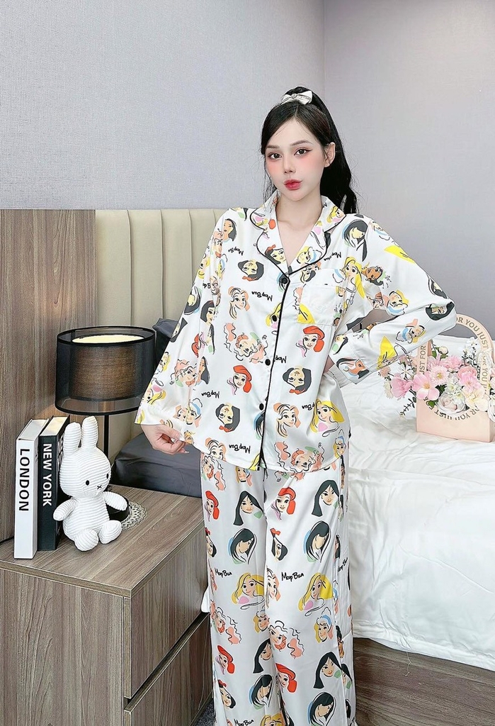 Đồ ngủ Pijama hàng hiệu form dài lụa cao cấp hottrent Trắng họa tiết cô gái DN169240