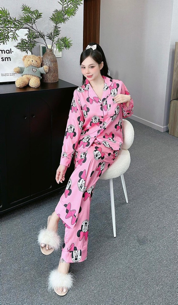 Đồ ngủ Pijama hàng hiệu form dài lụa cao cấp hottrent Hồng họa tiết Micky DN170240