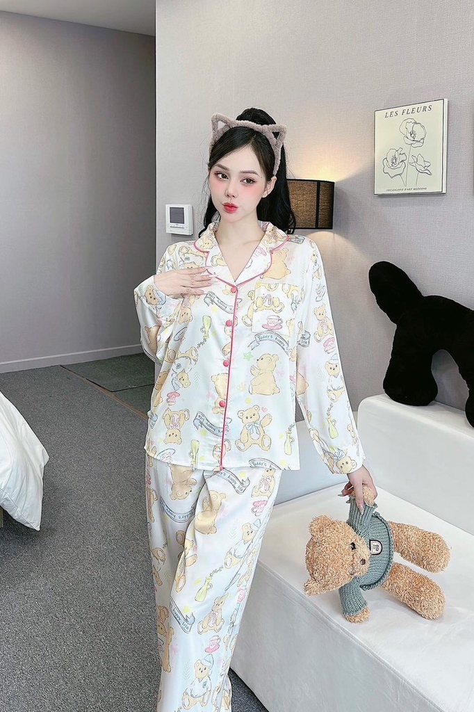 Đồ ngủ Pijama hàng hiệu form dài lụa cao cấp hottrent Trắng họa tiết gấu vàng DN175240