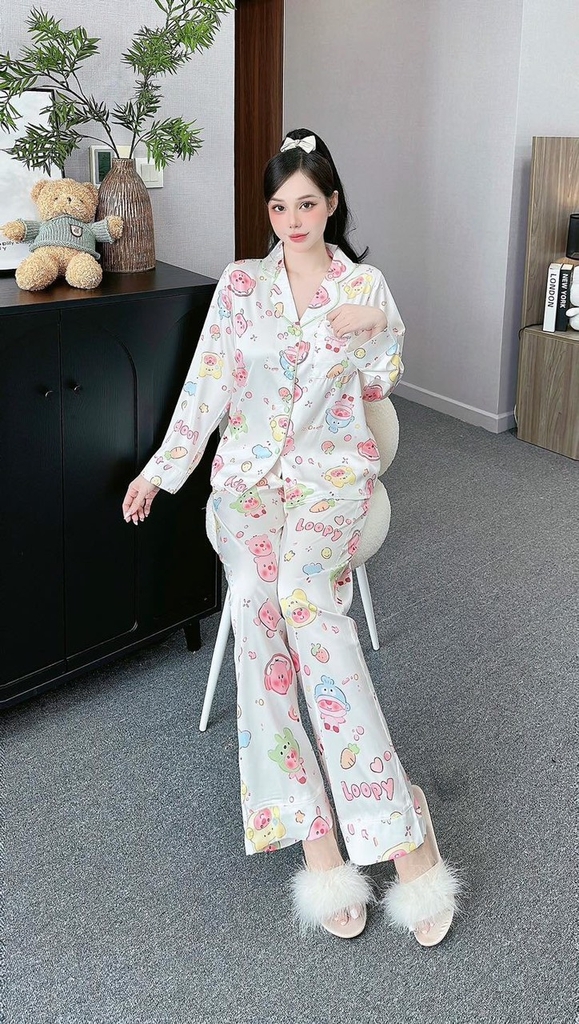 Đồ ngủ Pijama hàng hiệu form dài lụa cao cấp hottrent Trắng họa tiết gấu Kute DN177240