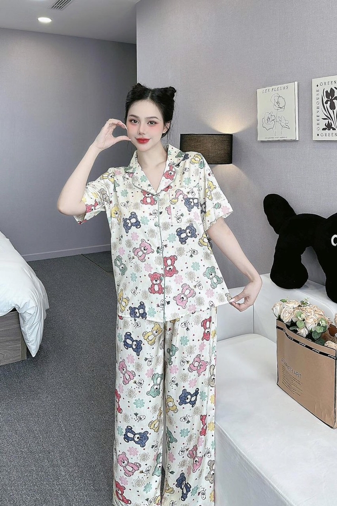 Đồ ngủ Pijama hàng hiệu form dài lụa cao cấp hottrent Họa tiết Gấu Xinh DN179240