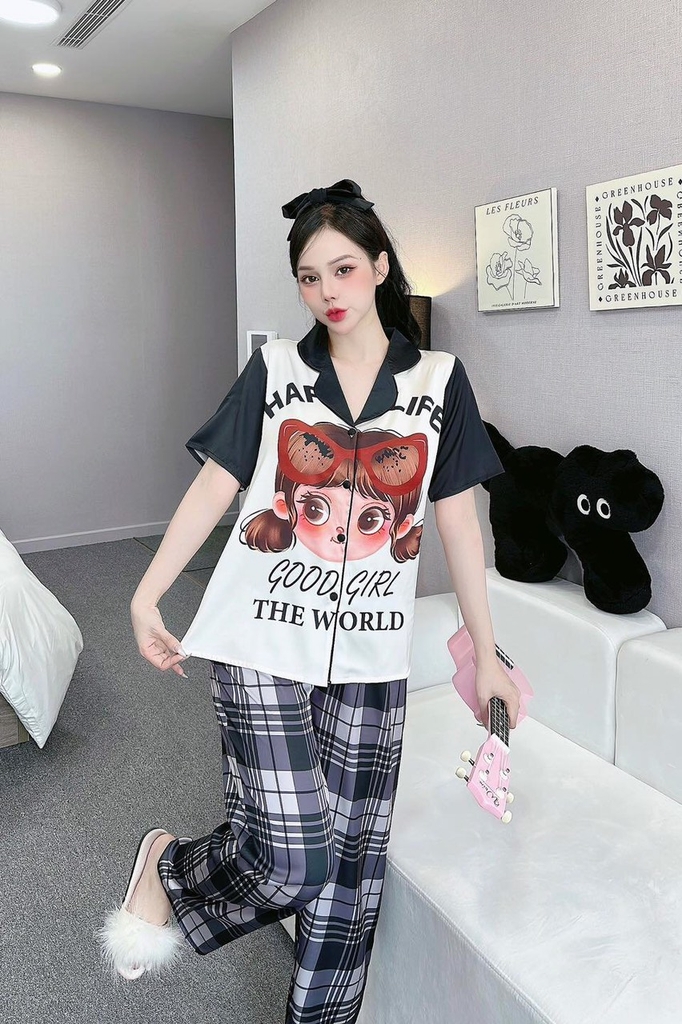 Đồ ngủ Pijama hàng hiệu form dài lụa cao cấp hottrent Đen phối trắng Họa tiết cô gái DN184240