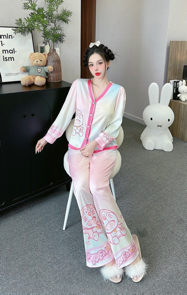 Đồ ngủ Pijama hàng hiệu form dài lụa cao cấp hottrent Hồng Doraemon DN192240
