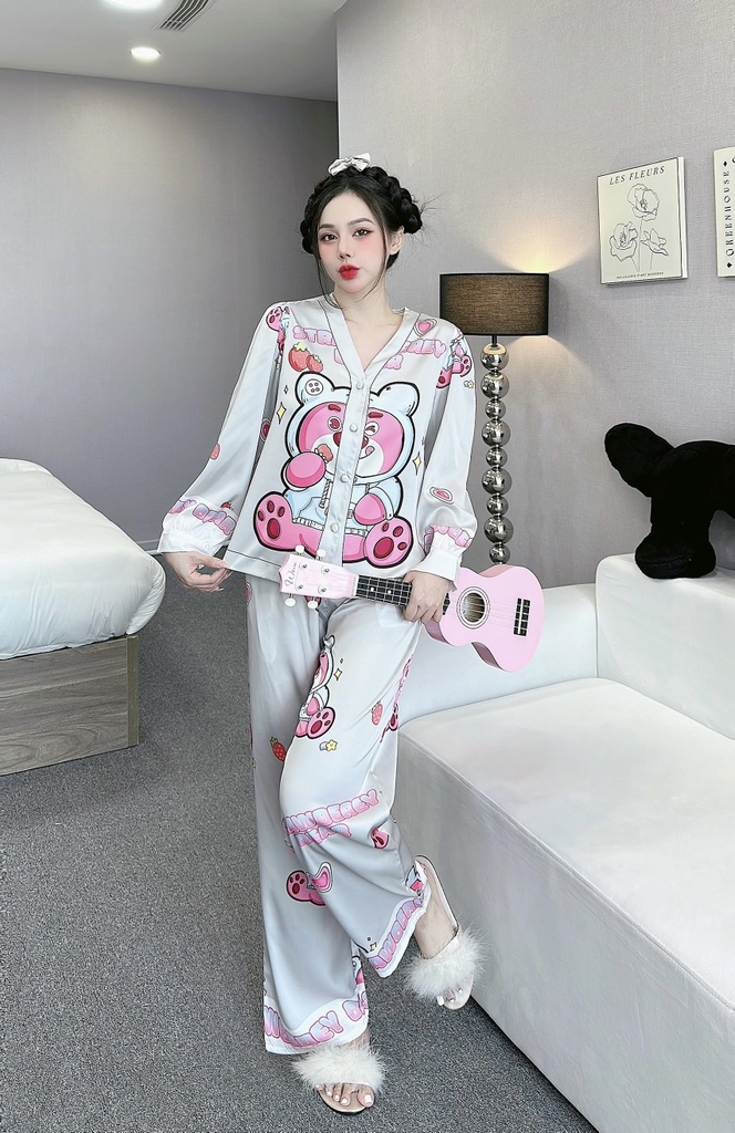 Đồ ngủ Pijama hàng hiệu form dài lụa cao cấp hottrent Gấu Dâu DN191240