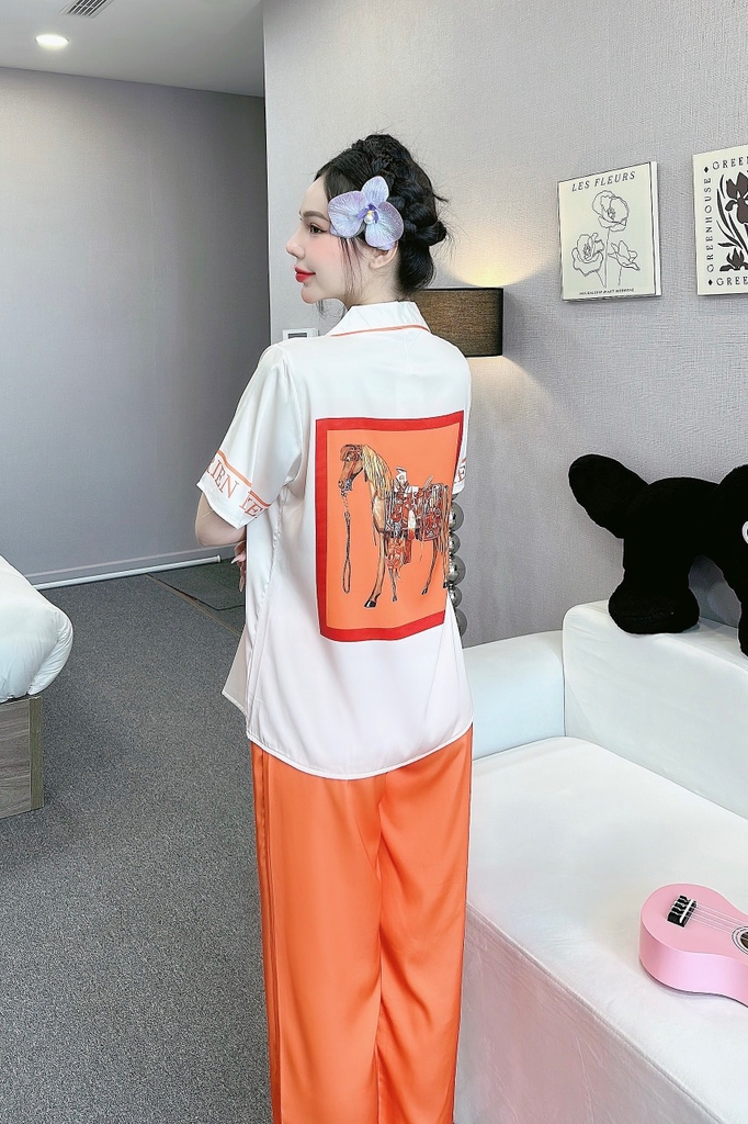 Đồ ngủ Pijama hàng hiệu form dài lụa cao cấp hottrent Trắng Phối Cam DN188240