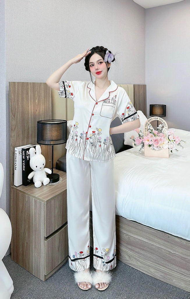 Đồ ngủ Pijama hàng hiệu form dài lụa cao cấp hottrent Trắng Phối Hoa DN189240