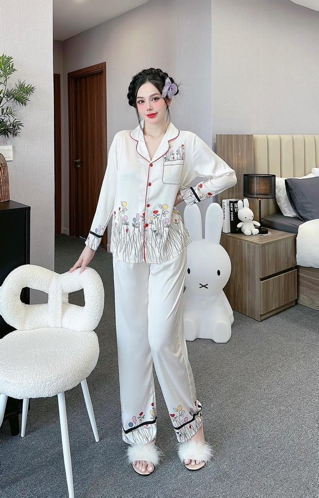 Đồ ngủ Pijama hàng hiệu form dài lụa cao cấp hottrent Trắng Phối Hoa DN189240