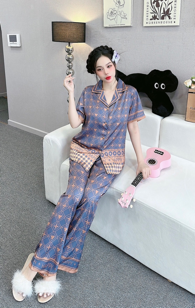 Đồ ngủ Pijama hàng hiệu form dài lụa cao cấp hottrent Tím họa tiết DN207240