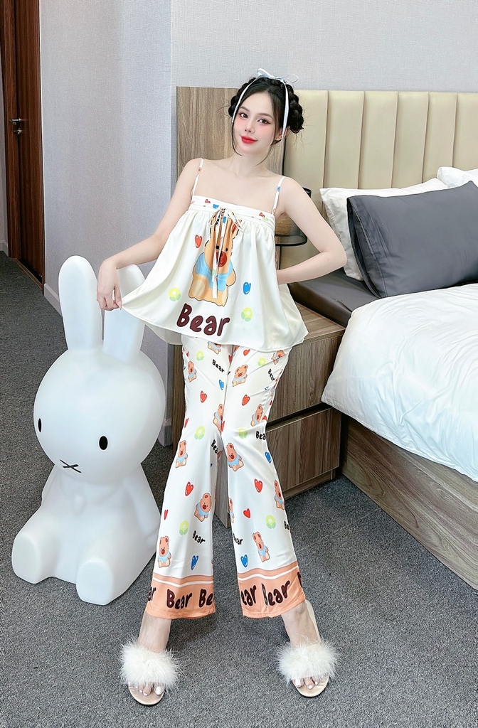 Đồ ngủ Pijama hai dây hàng hiệu lụa cao cấp hottrent Trắng họa tiết gấu bear DN211240