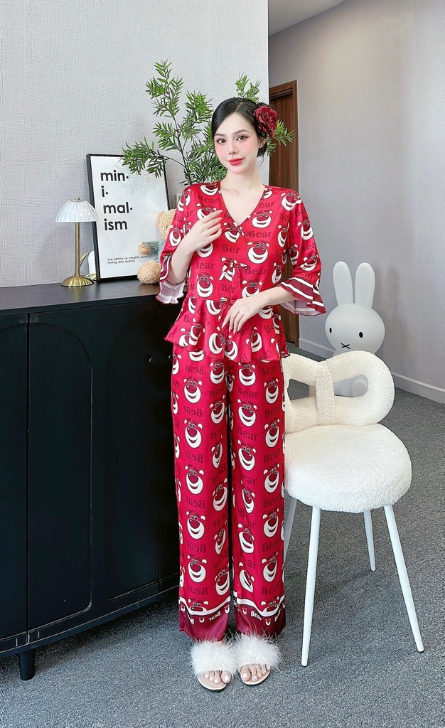 Đồ ngủ Pijama hàng hiệu form dài lụa cao cấp hottrent Gấu Đỏ DN200240