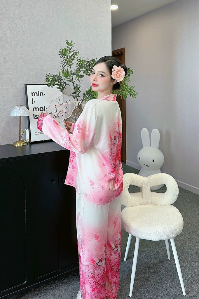 Đồ ngủ Pijama hàng hiệu form dài lụa cao cấp hottrent Trắng phối Hồng DN222240