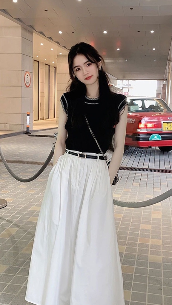 Set áo cộc chân váy trắng kèm belt phong cách Hàn Quốc nhẹ nhàng thanh lịch xu hướng mới nhất D177240