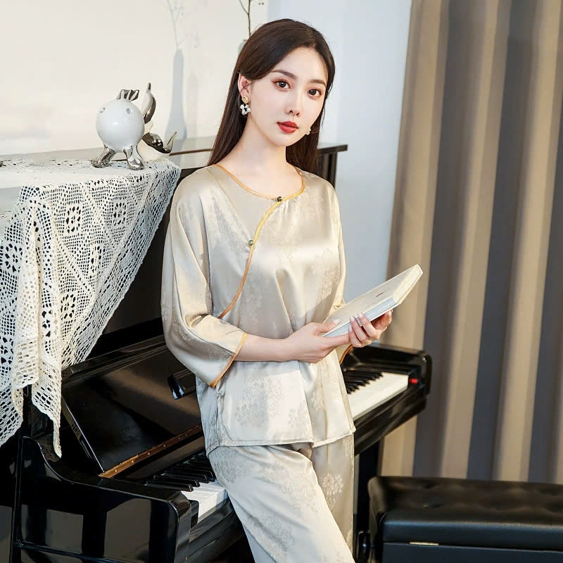 Bộ đồ ngủ lụa băng phong cách Trung Hoa màu vàng mỏng, jacquard cao cấp, kiểu dáng retro DN118250