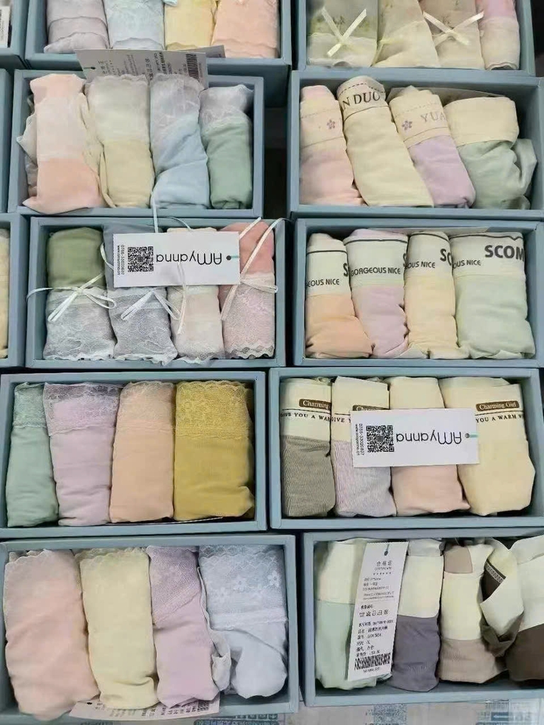Combo 4 quần lót nữ AMYANNA xuất Nhật kháng khuẩn, chất cotton không viền, thoáng khí, co giãn thoải mái QL002250