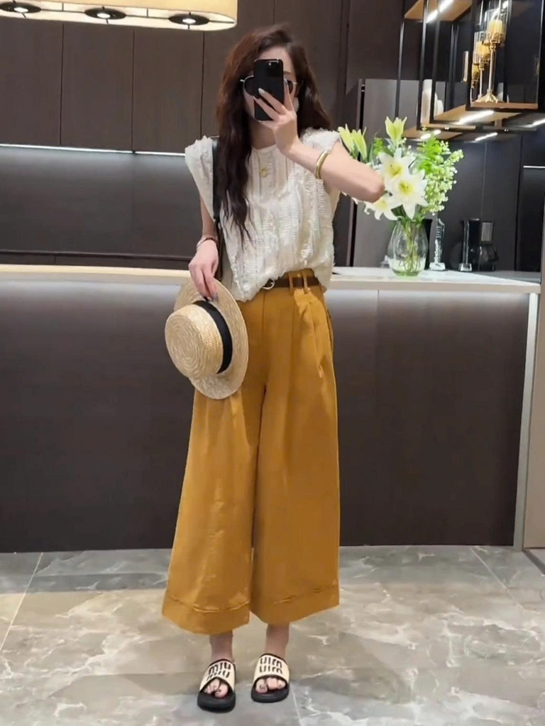 Set vest hai mảnh áo ren nhún bèo + quần ống rộng | Trang phục mùa hè thanh lịch nữ D182250