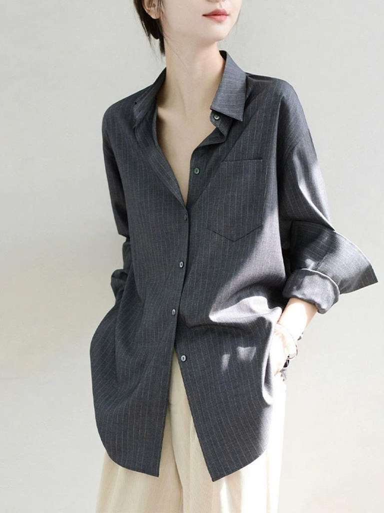Áo Sơ Mi Nữ Kẻ Sọc Oversize Cao Cấp – Thời Trang 2025 D206250