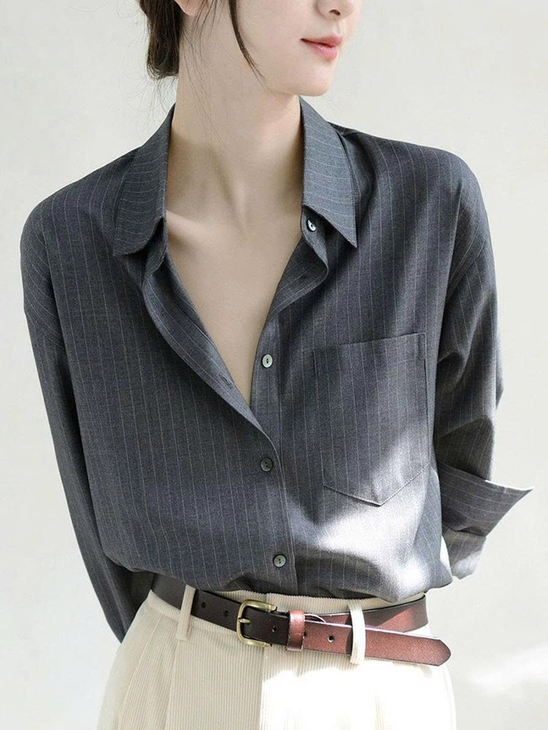 Áo Sơ Mi Nữ Kẻ Sọc Oversize Cao Cấp – Thời Trang 2025 D206250
