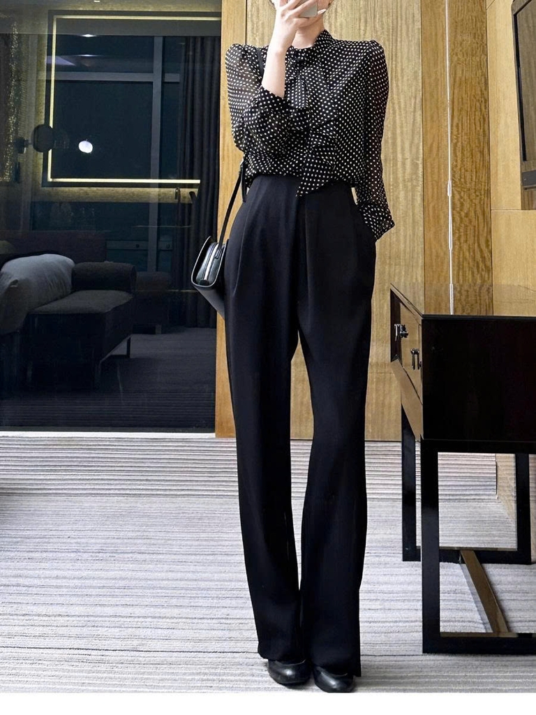 Áo sơ mi nữ chấm bi ruy băng phong cách Pháp – Item hot đầu thu 2025 D241250