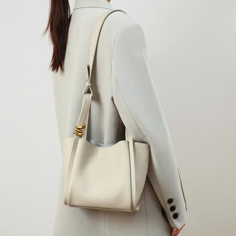 Túi xách thời trang phong cách mới 2025 cho nữ TX225250