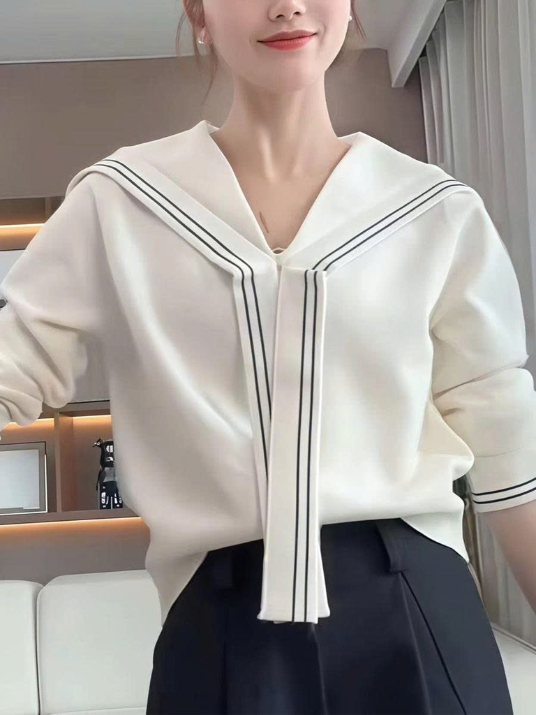 Áo len cổ lọ nữ ngắn kiểu Chanel – Sang trọng, tinh tế thu 2025 D244250