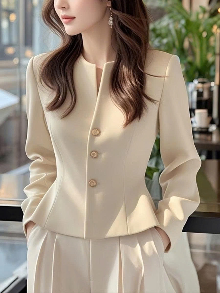 Áo khoác ngắn nữ màu mơ – Phong cách thơm đầu thu 2025 D248250