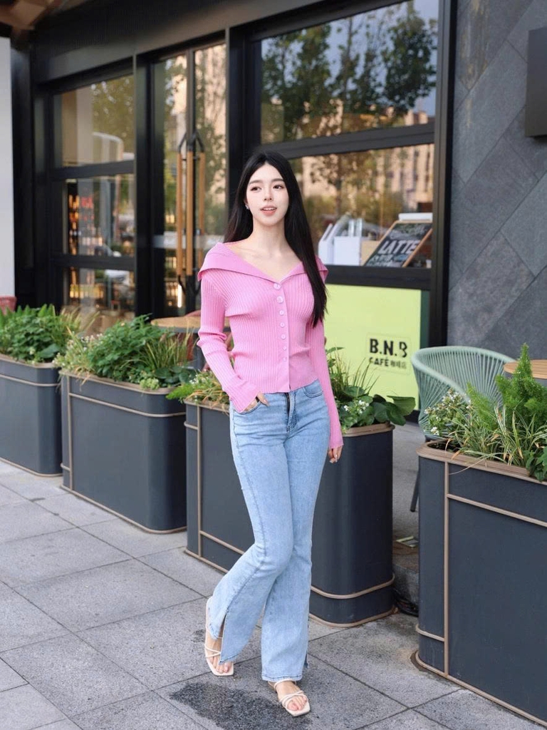 Áo len dệt kim nữ màu hồng – Thu Đông D258250