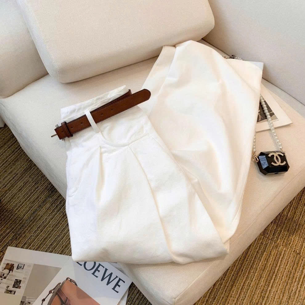 Quần JEANS Ống Rộng Cạp Cao Màu Trắng/Đen – Thiết Kế Mới Mùa Xuân QJ007260