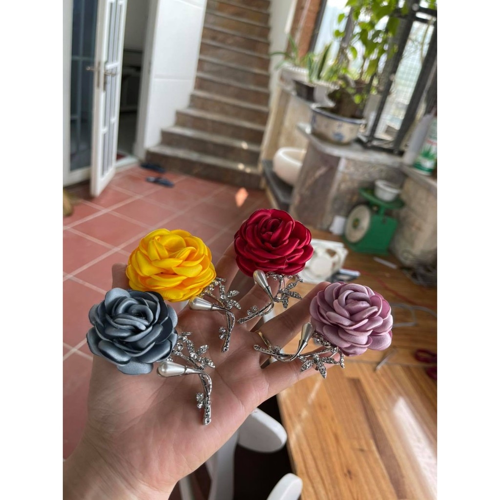 [Siêu sale] Cài áo hoa nhí đính ngọc/ Hoa cài áo thủ công/ Hoa cài áo cho trẻ/ Hoa cài áo trẻ em/ Phụ kiện cho bé