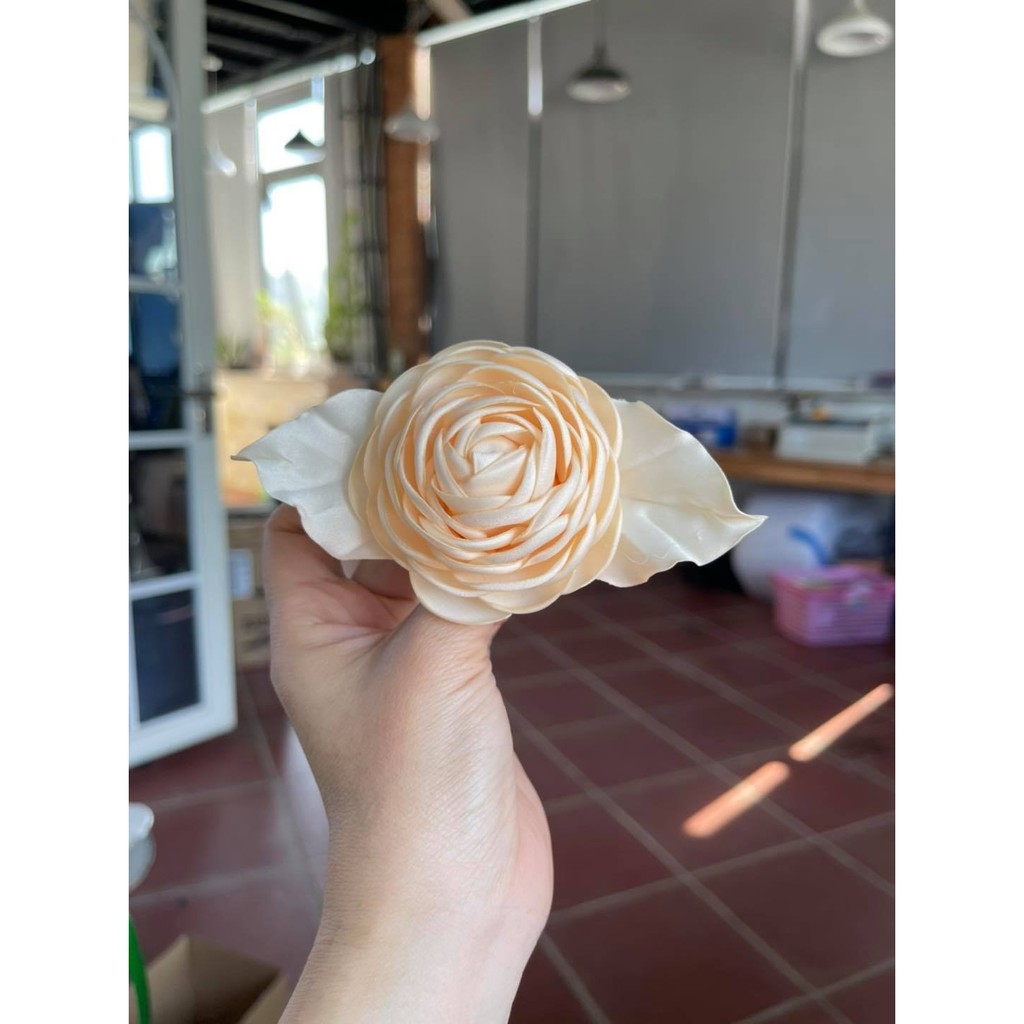 [Ảnh thật] Cài áo hoa hồng vàng hai lá/ Hoa hồng cài áo/ Cài áo công sở/ Phụ kiện đồng phục công sở/ Phụ kiện quần áo