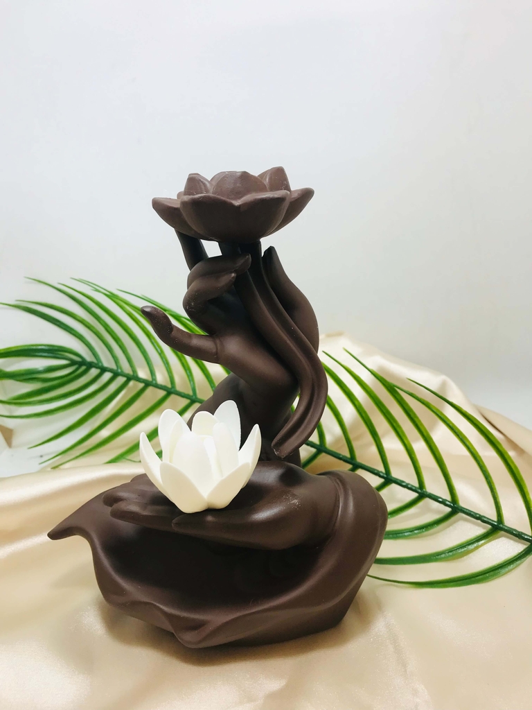 Thác ngọc thủ liên hoa