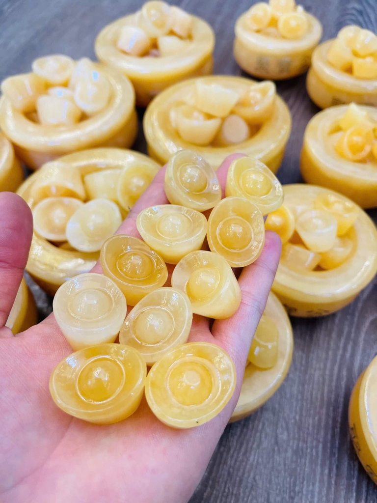 Bát tụ bảo ngọc Hoàng Long