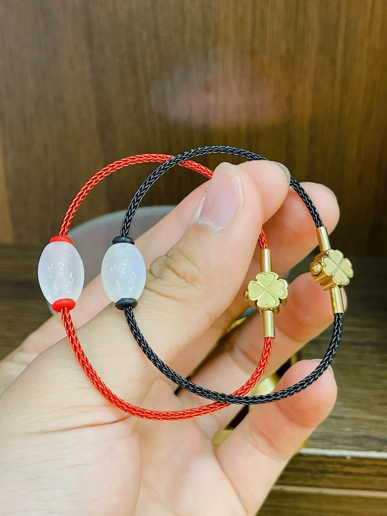 Lu thống đá Moon xuyên dây cáp