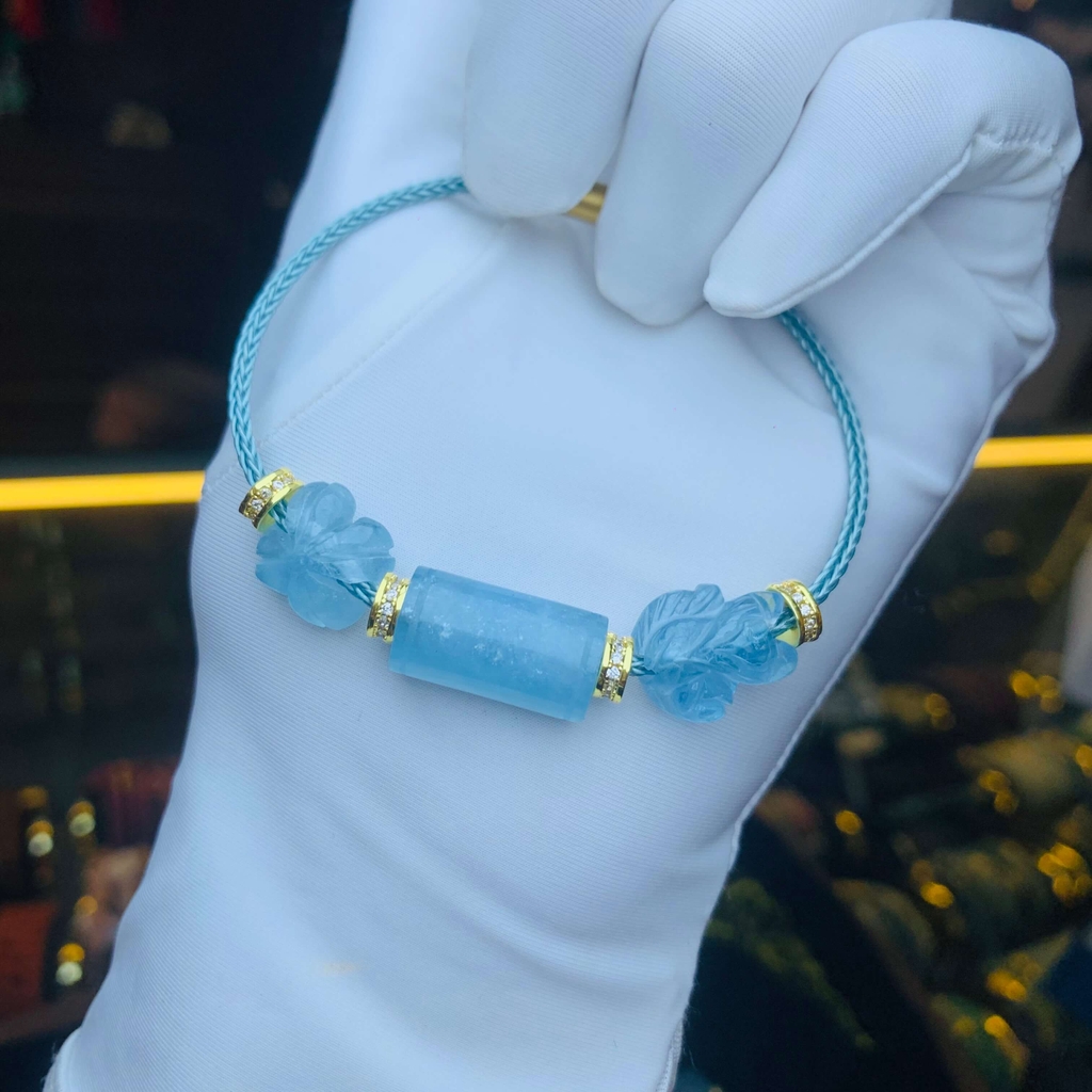 Lu thống mix cỏ 4 lá và hồ ly đá Aquamarine