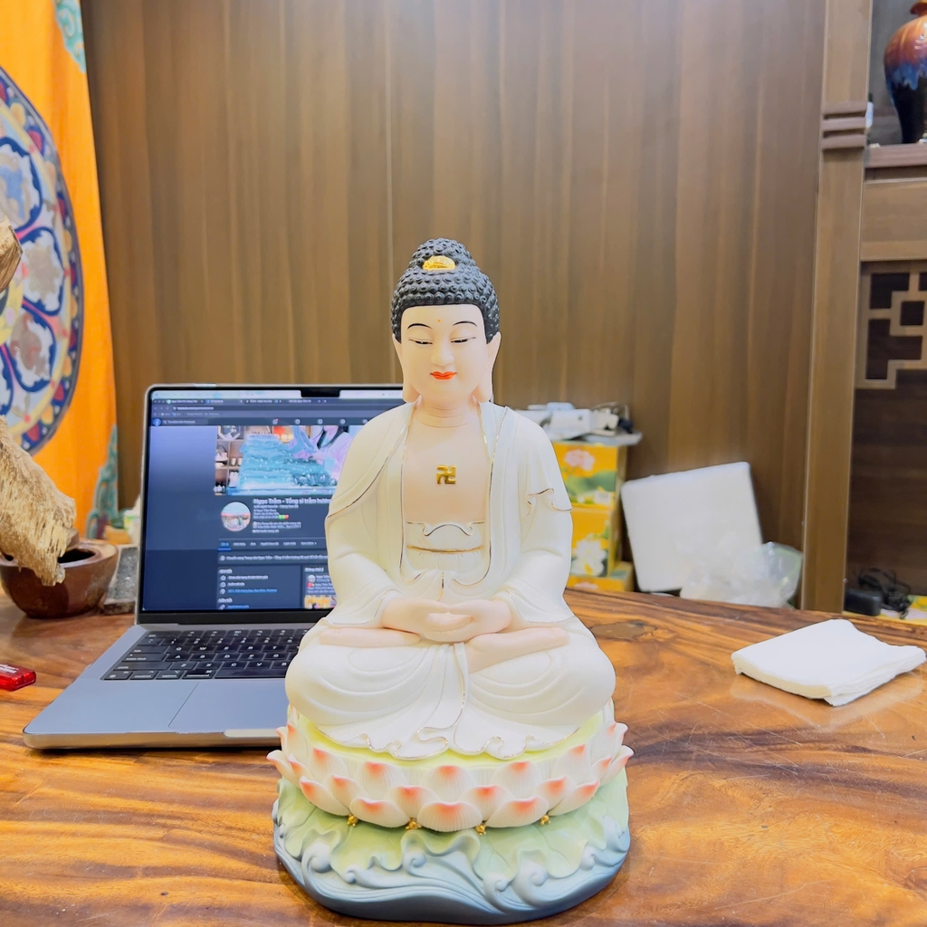 Tượng Phật Thích Ca Mâu Ni Sứ Trắng – Tinh Khiết & Trang Nghiêm