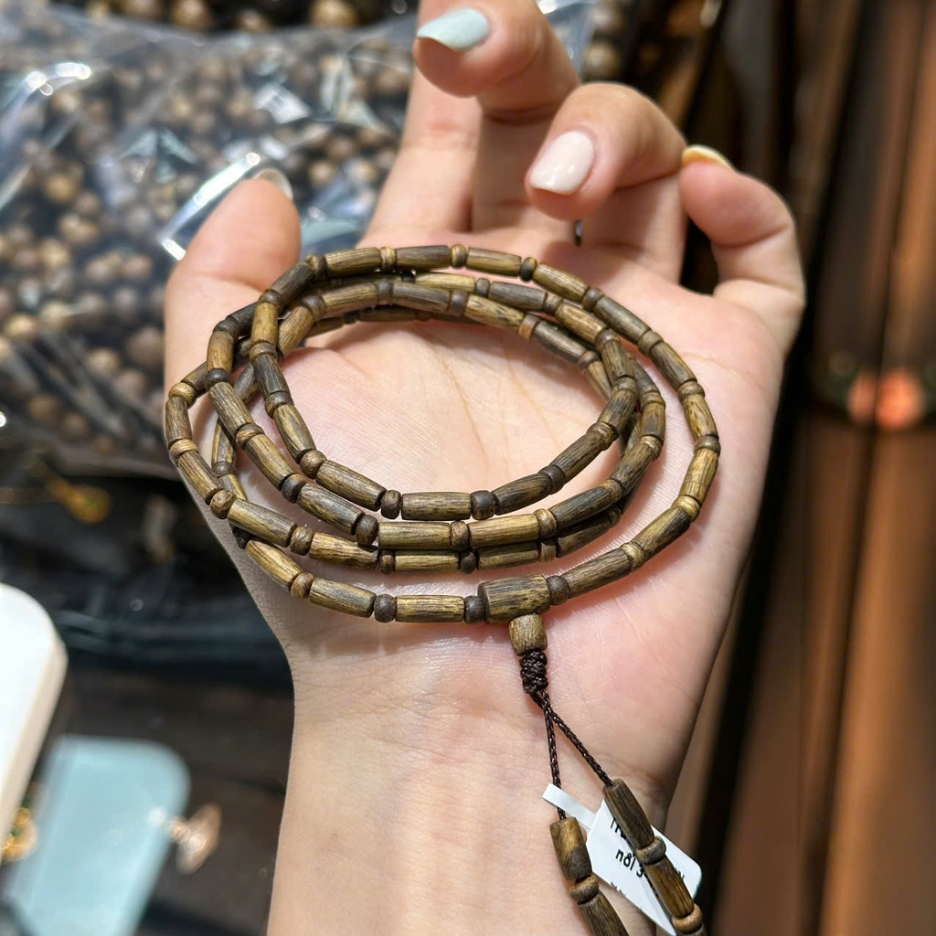 Vòng Gỗ Trúc Nổi Hải Nam Mix Charm – Vẻ Đẹp Mộc Mạc & Kiêu Sa