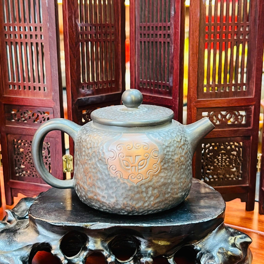 Ấm Tử Sa Dáng Tây Thi – Tinh Hoa Trà Đạo & Nghệ Thuật Gốm Sứ