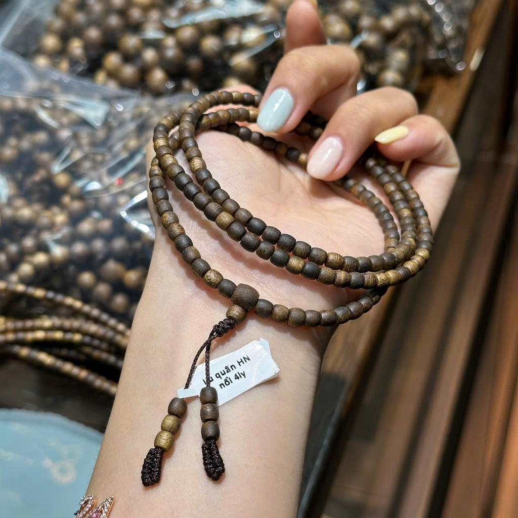 Lu Thống Trầm Hương Hải Nam Quấn 5 Vòng – Tinh Hoa Đất Trời & Tài Lộc