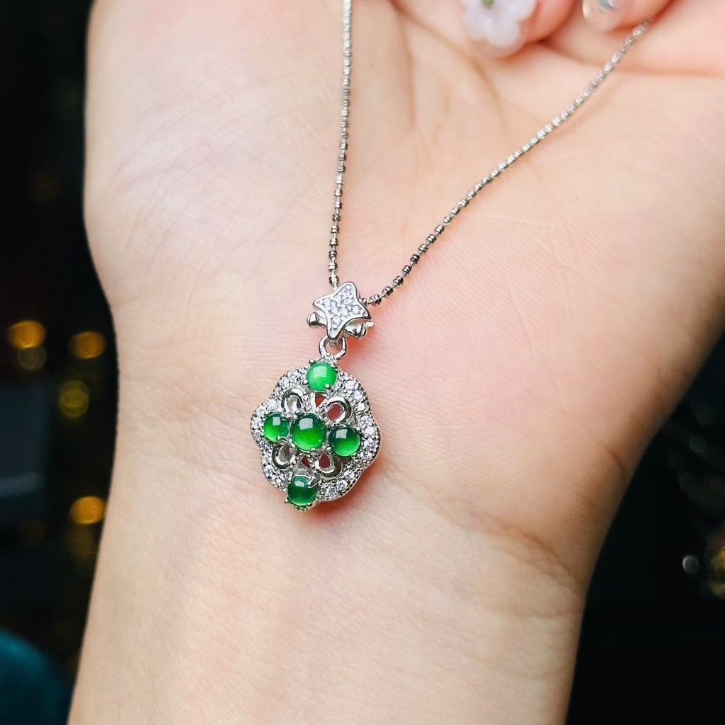 Dây Cổ Bạc 925 Mix Mặt Hoa Ngọc Phỉ Thúy Lục Đế – Tinh Hoa Thảo Mộc & May Mắn
